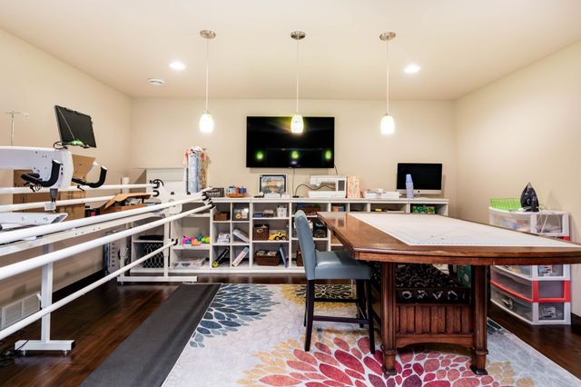 319 50th Place W, West Fargo, ND 58078