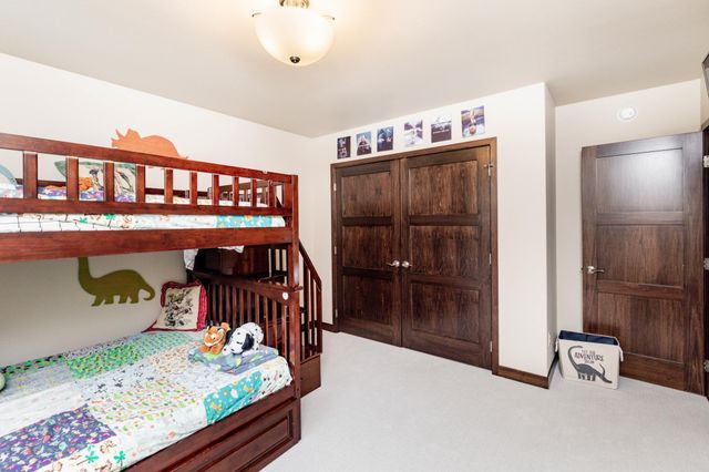 319 50th Place W, West Fargo, ND 58078