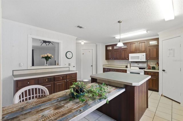 8798 SW 66TH AVENUE, Ocala, FL 34476