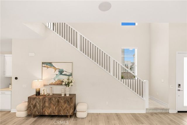 150 Edna, Lake Forest, CA 92630