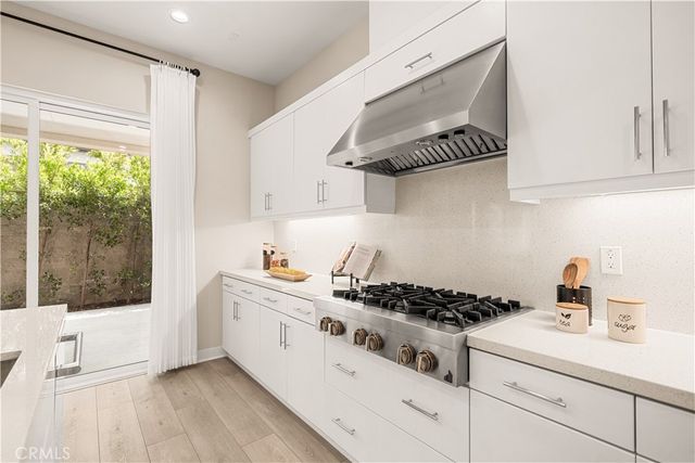 150 Edna, Lake Forest, CA 92630
