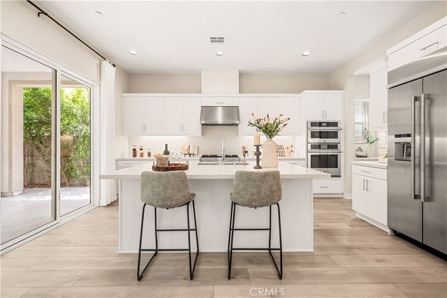 150 Edna, Lake Forest, CA 92630