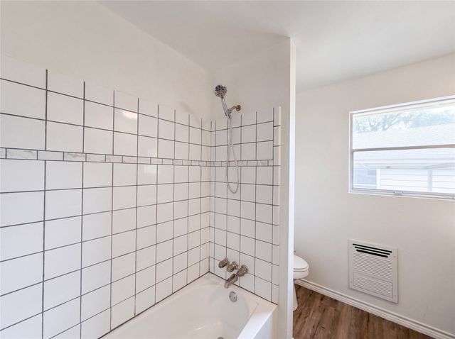 205 W Decatur Street, Chico, TX 76431