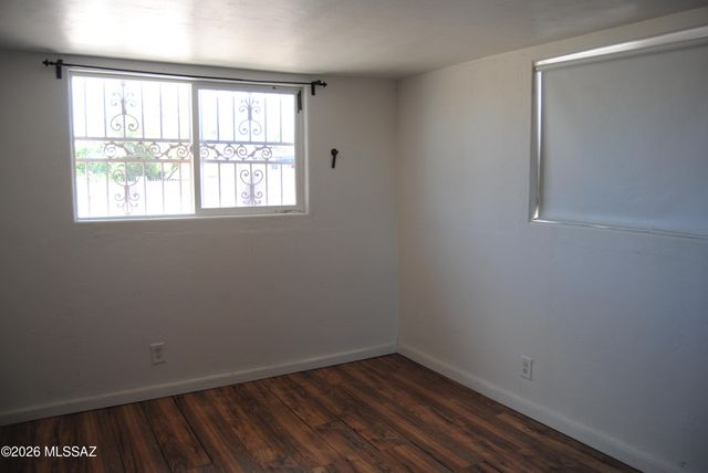 859 W Kelso Street, Tucson, AZ 85705