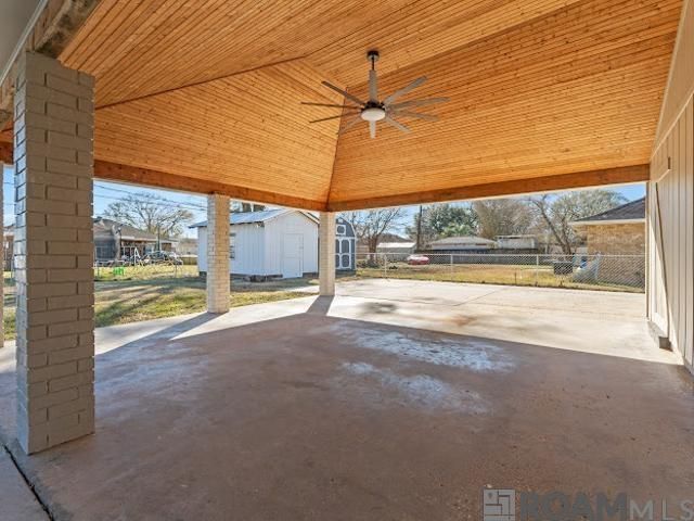 11332 Peggy St, St Amant, LA 70774