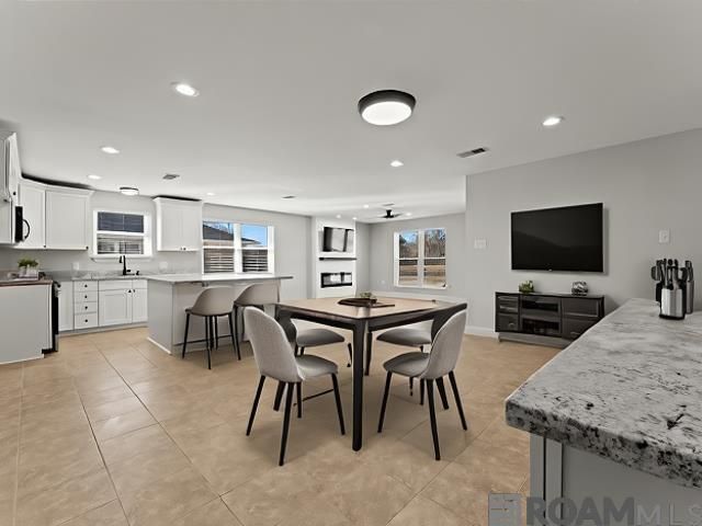 11332 Peggy St, St Amant, LA 70774