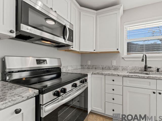 11332 Peggy St, St Amant, LA 70774