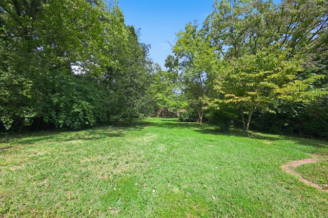 165 Cherokee Park, Lexington, KY 40503