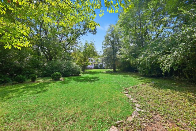 165 Cherokee Park, Lexington, KY 40503