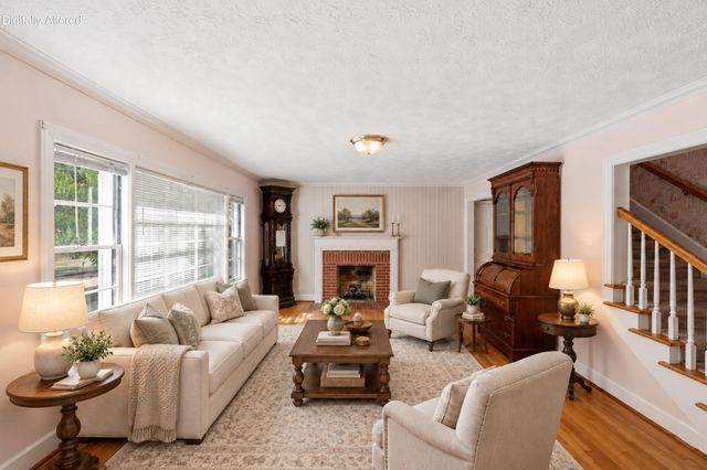 165 Cherokee Park, Lexington, KY 40503