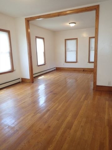 10 Almont Ave, Worcester, MA 01604