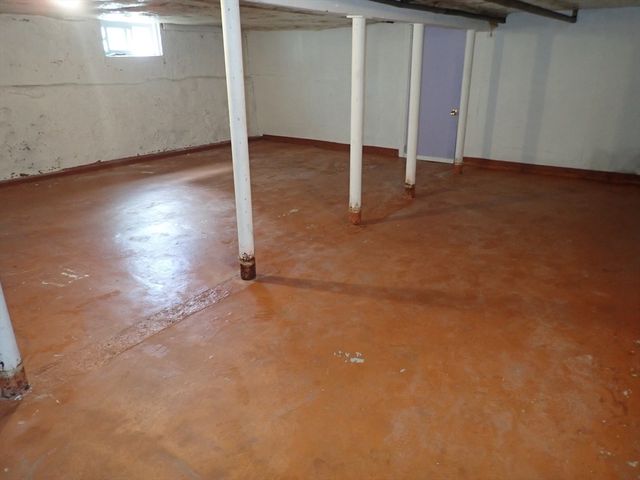 10 Almont Ave, Worcester, MA 01604