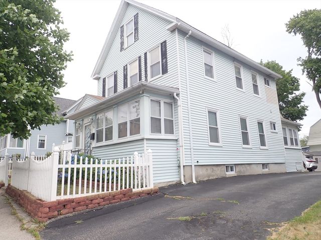 10 Almont Ave, Worcester, MA 01604