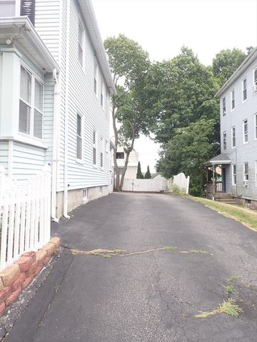 10 Almont Ave, Worcester, MA 01604