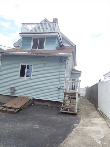 10 Almont Ave, Worcester, MA 01604