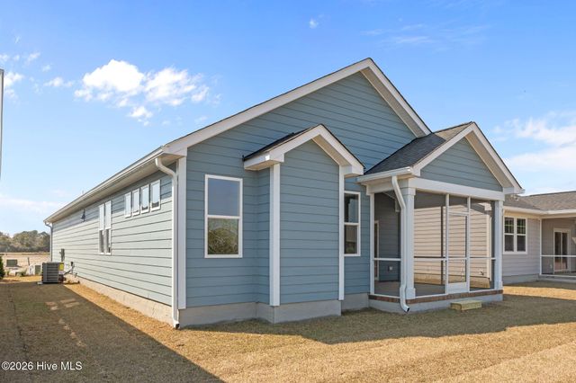 103 Golden Finch Drive, Beaufort, NC 28516