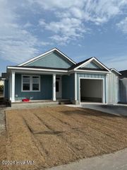 103 Golden Finch Drive, Beaufort, NC 28516