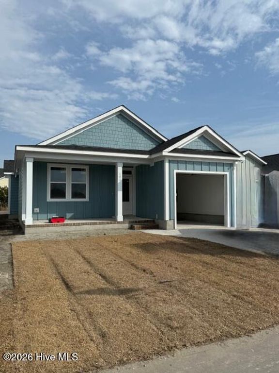 103 Golden Finch Drive, Beaufort, NC 28516