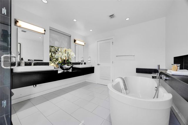 101 SW 21st Road, Miami, FL 33129