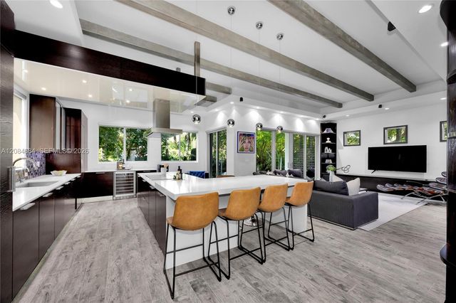 101 SW 21st Road, Miami, FL 33129