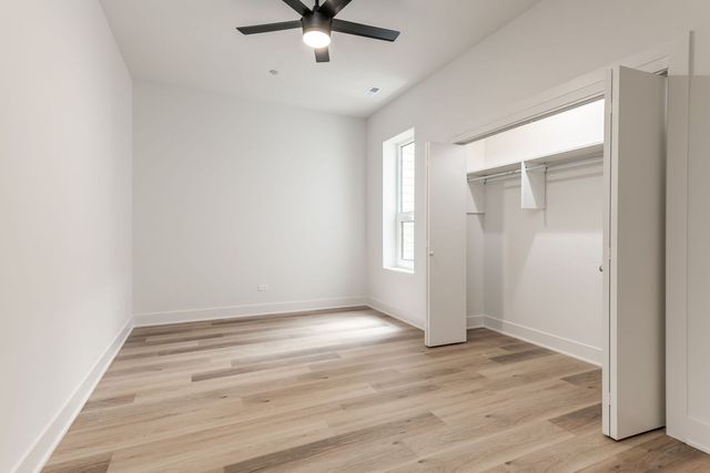 224 S Ashland Avenue 212, Chicago, IL 60607
