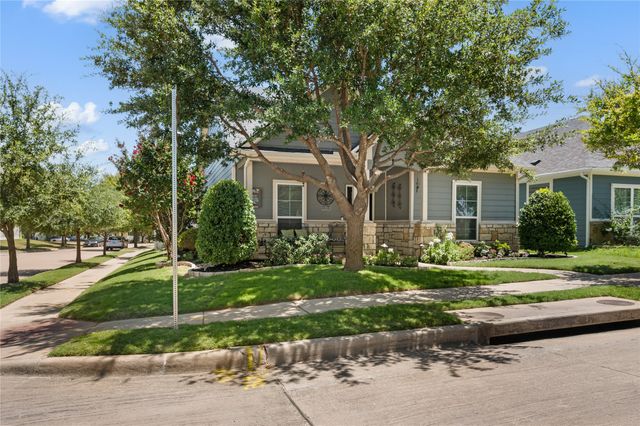 10944 Kinston Street, Fort Worth, TX 76179