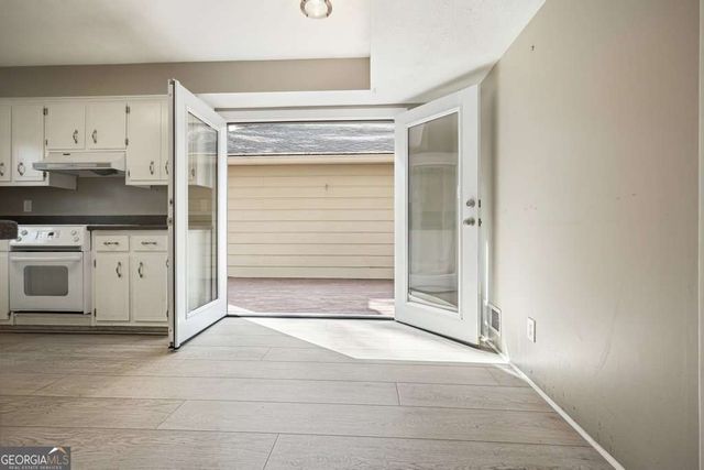 300 Cruise Court, Roswell, GA 30076