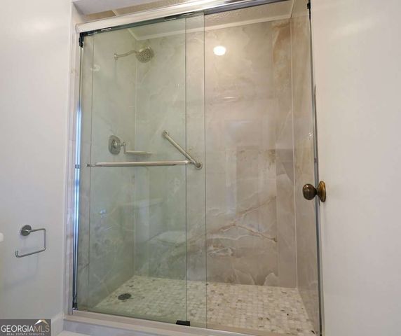 300 Cruise Court, Roswell, GA 30076