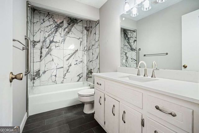 300 Cruise Court, Roswell, GA 30076