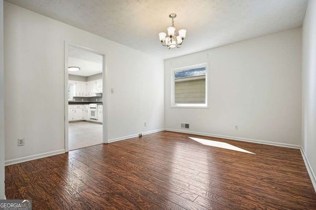 300 Cruise Court, Roswell, GA 30076