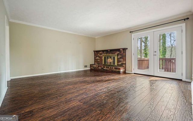 300 Cruise Court, Roswell, GA 30076