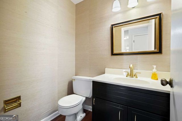 300 Cruise Court, Roswell, GA 30076