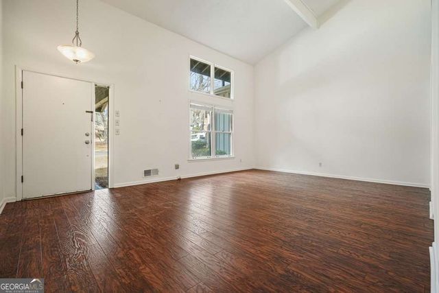 300 Cruise Court, Roswell, GA 30076