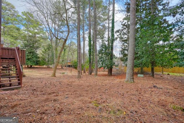 300 Cruise Court, Roswell, GA 30076