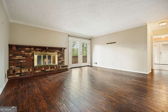 300 Cruise Court, Roswell, GA 30076