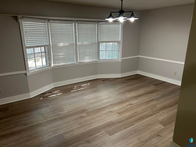 1202 Pine St Street, Yankton, SD 57078