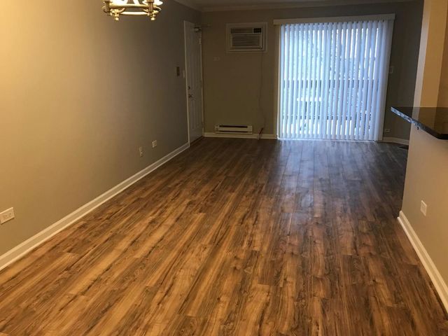 508 E Spruce Drive 3A, Palatine, IL 60074