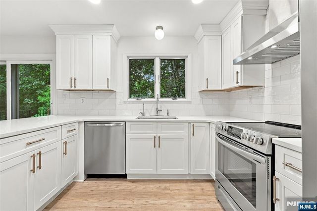 113 Alpine Court 13, Stanhope, NJ 07874