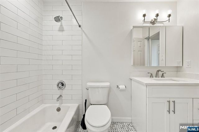 113 Alpine Court 13, Stanhope, NJ 07874