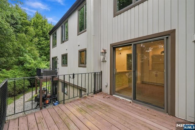 113 Alpine Court 13, Stanhope, NJ 07874