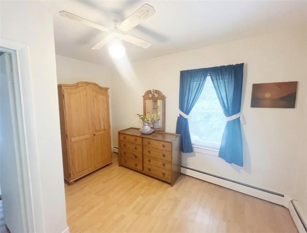 49 Grinell Avenue, Tiverton, RI 02878