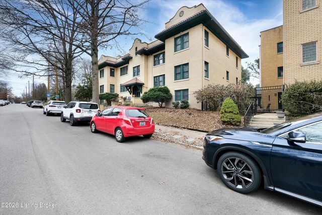 2337 Bonnycastle Ave APT 4, Louisville, KY 40205