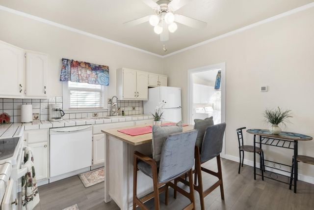 2739 Santa Clara Way, Sacramento, CA 95817