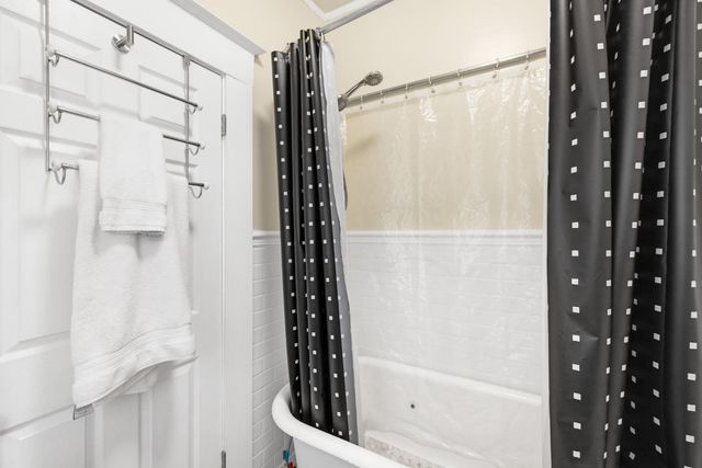 2739 Santa Clara Way, Sacramento, CA 95817