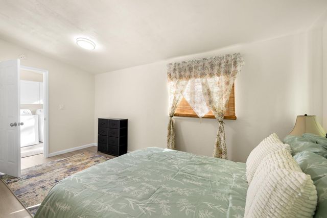 2739 Santa Clara Way, Sacramento, CA 95817