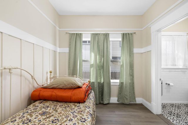 2739 Santa Clara Way, Sacramento, CA 95817