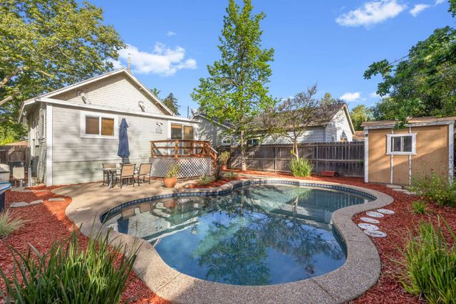 2739 Santa Clara Way, Sacramento, CA 95817