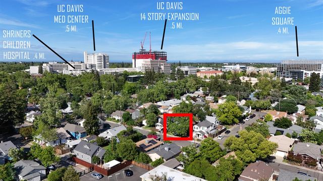 2739 Santa Clara Way, Sacramento, CA 95817