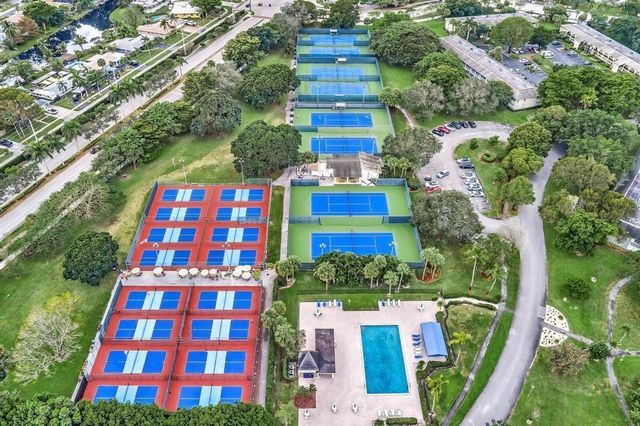 2902 Victoria Circle A1, Coconut Creek, FL 33066