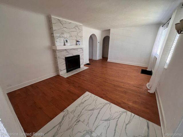 166 Cherokee Road, Pontiac, MI 48341